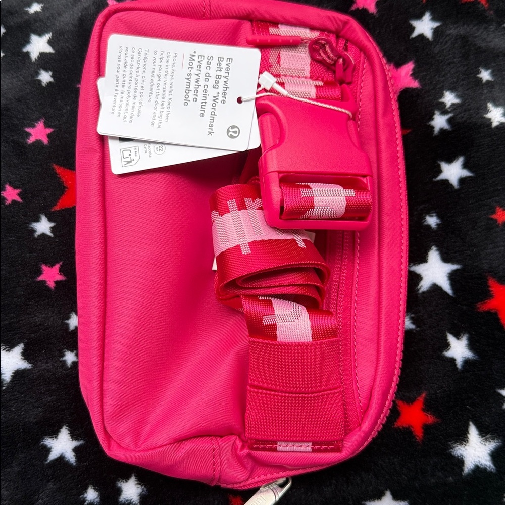 Lululemon Athletica everywhere belt bag- NEW - Picture 5 of 9